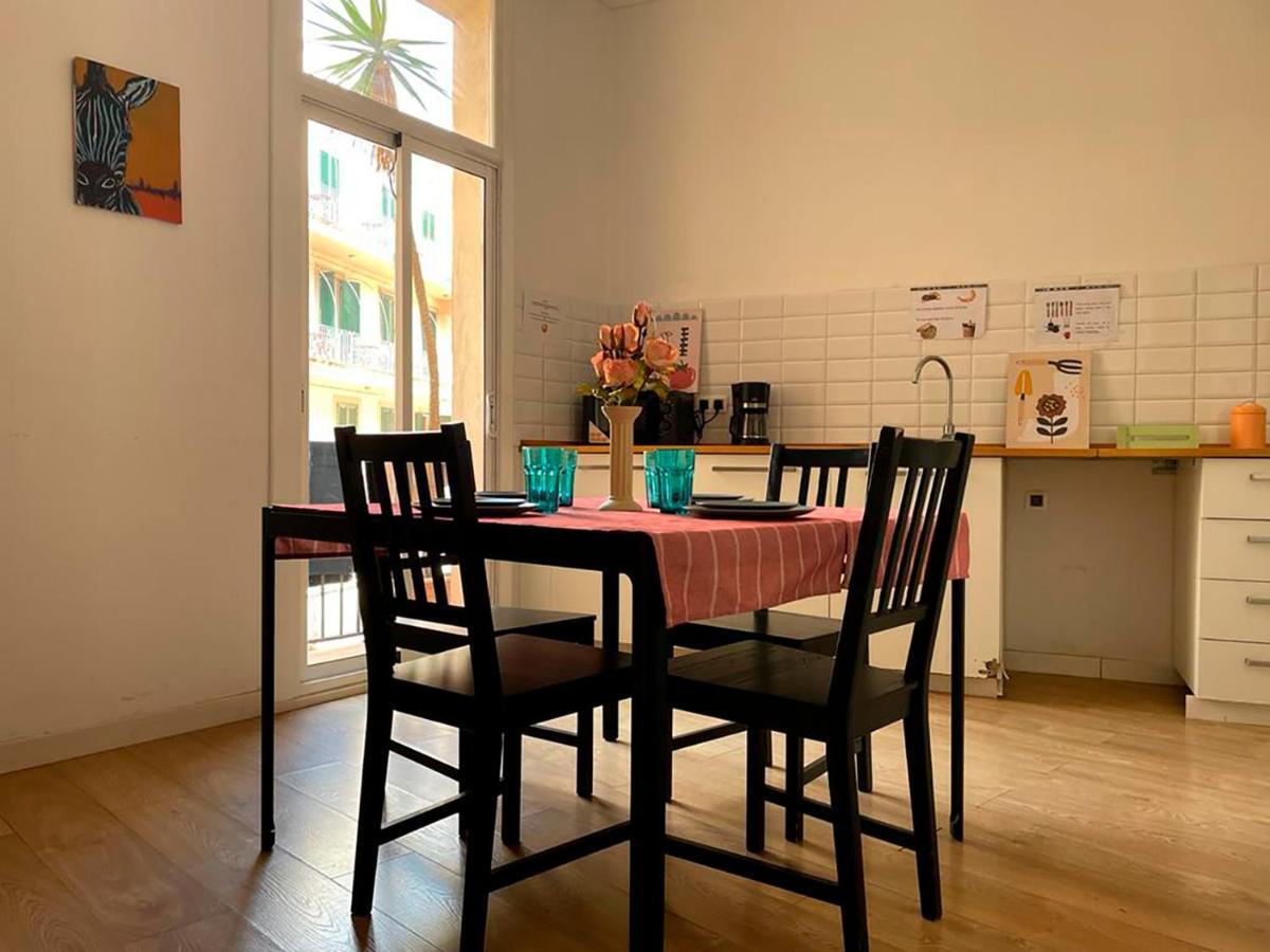 By La Rambla Rooms Barcelone Extérieur photo