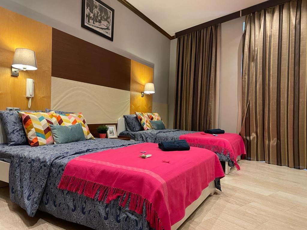 By La Rambla Rooms Barcelone Extérieur photo